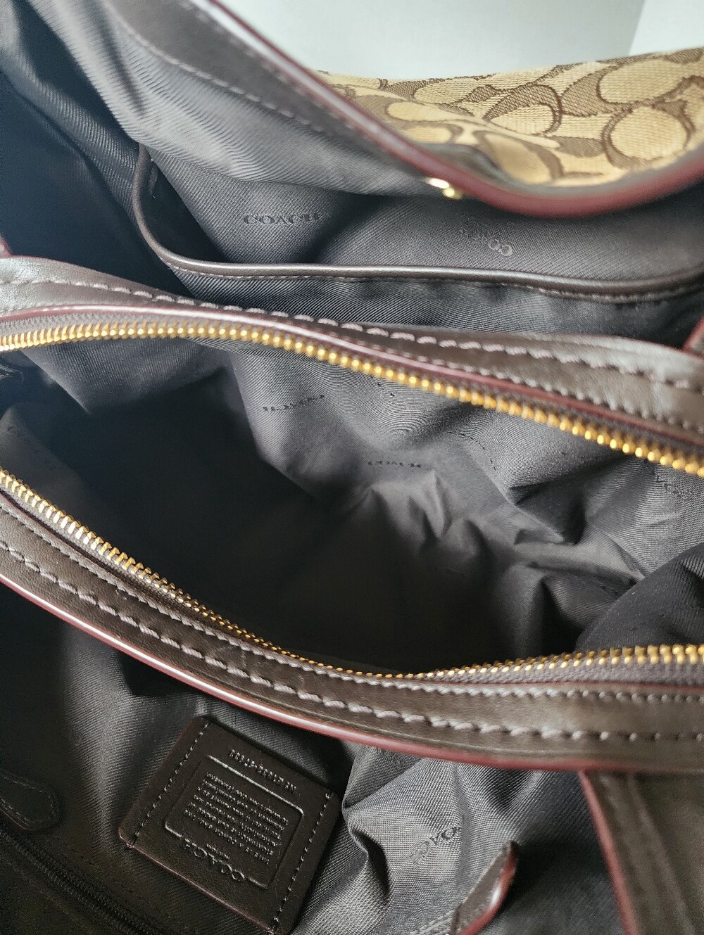 Coach Edie 31 & Matching Wallet, EUC, 2018/2019, $523 Mixed Retail - Picture 11 of 16